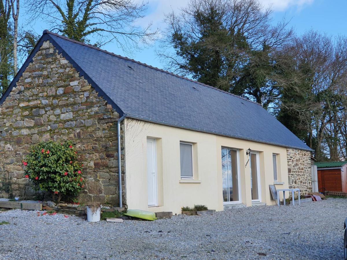 Couloumine Breizh Acomodação com café da manhã Saint-Aignan  Exterior foto