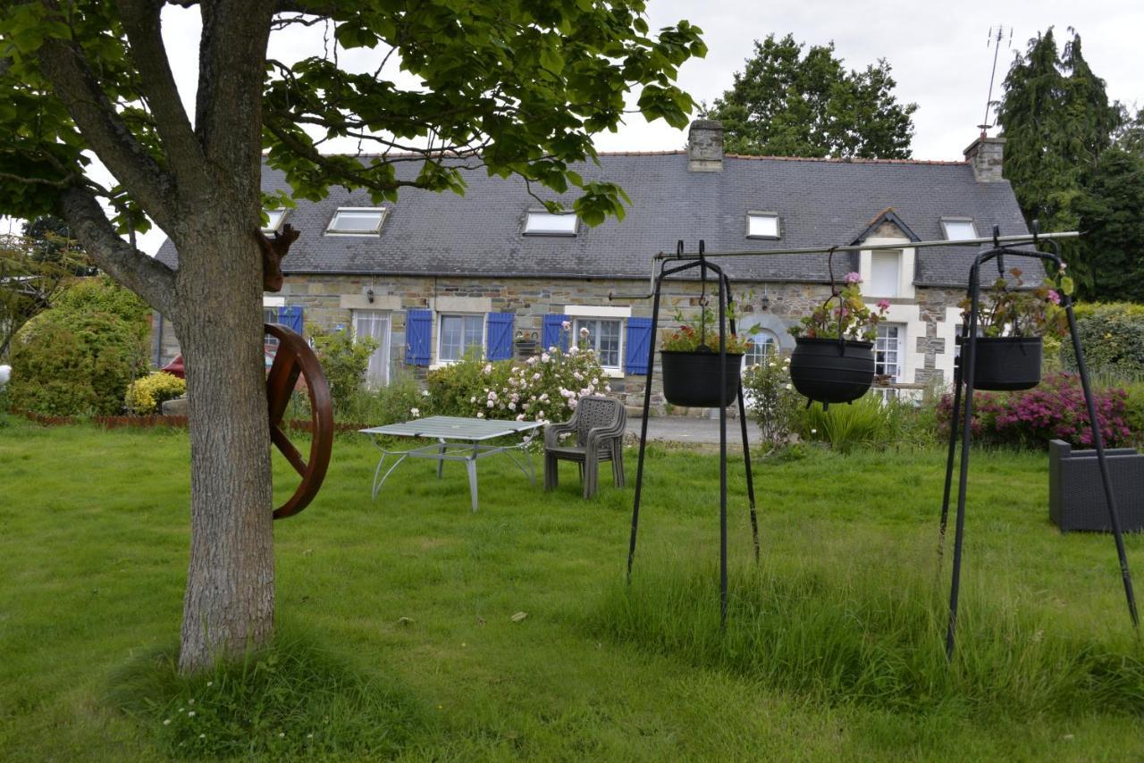 Couloumine Breizh Acomodação com café da manhã Saint-Aignan  Exterior foto