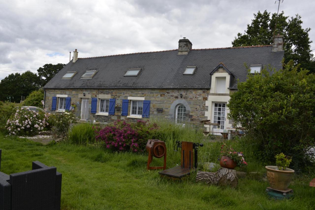 Couloumine Breizh Acomodação com café da manhã Saint-Aignan  Exterior foto